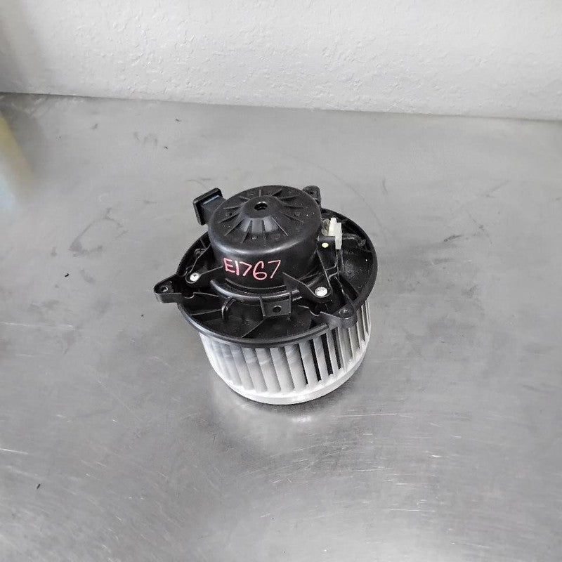 2013 Chevrolet Malibu Blower Motor OEM#13369460