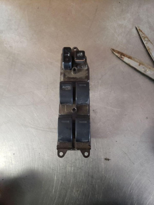 Door Switch Front TOYOTA CAMRY 02 03 04 05 06