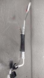 2010-12 Hyundai Santa Fe A/C Refrigerant Liquid Hose Condenser to Evap