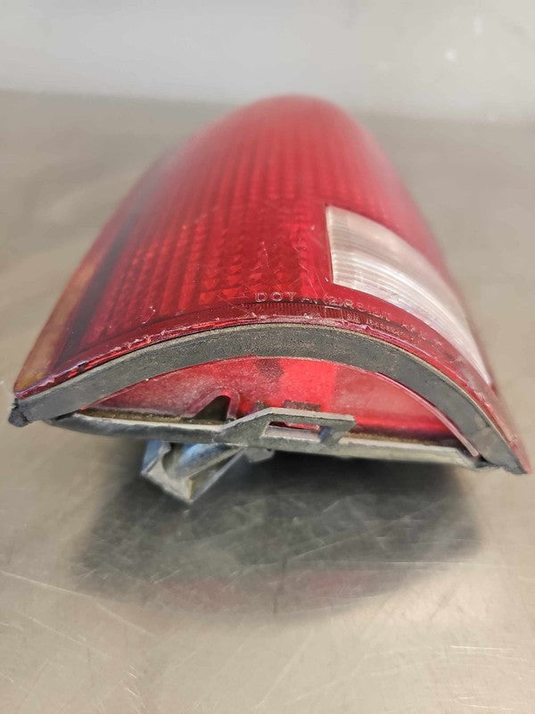 Tail Light Assembly CHEVY PICKUP 1500 Left 88 89 90 91 92 93 94 95 96 