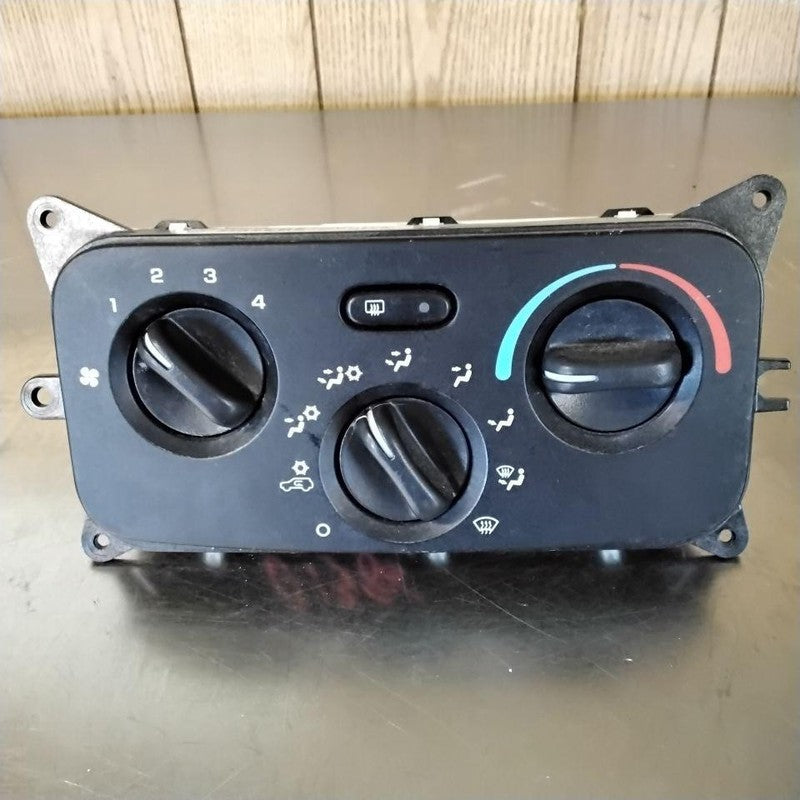 Heater A/c Control JEEP LIBERTY 02 03