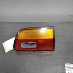 Tail Light Assembly TOYOTA SIENNA Right 98 99 00 01 02 03