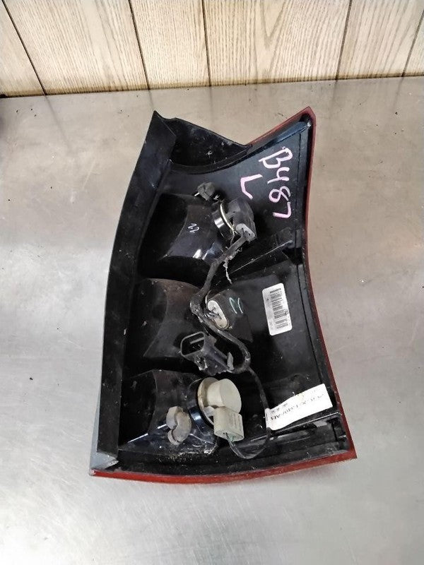 Tail Light Assembly SATURN VUE Left 02 03 04 05 06 07
