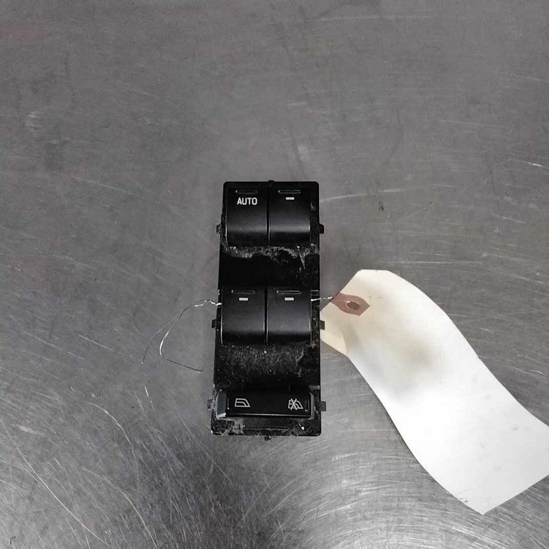 Door Switch Front FORD 500 05 06 07