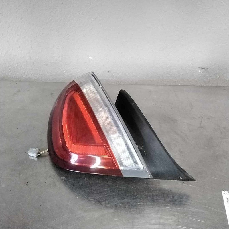 Tail Light Assembly LINCOLN MKS Left 09 10 11 12