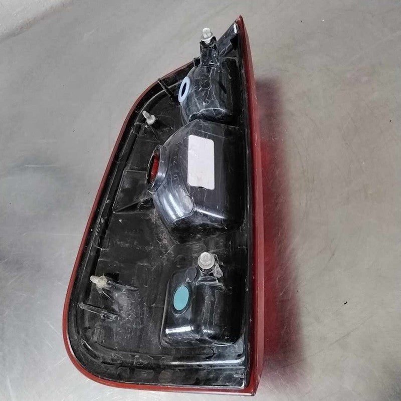 2008-2016 Ford F250 Super Duty Right Tail Light Assembly