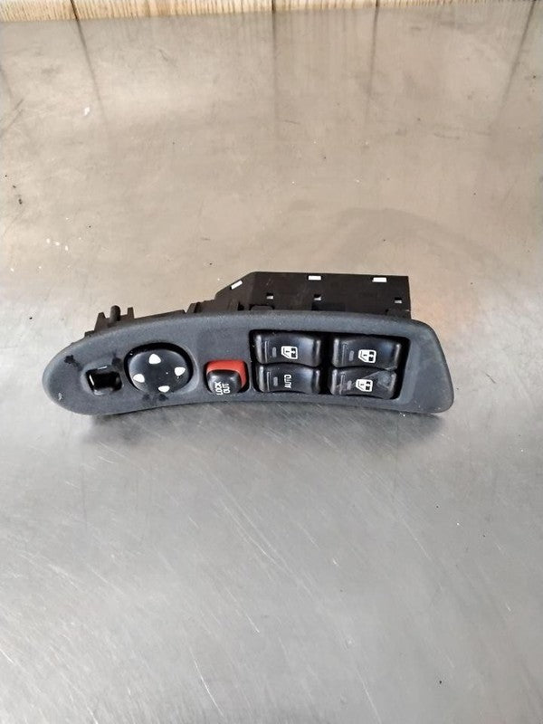 Door Switch Front CHEVY MALIBU 00 01 02 03 04 05