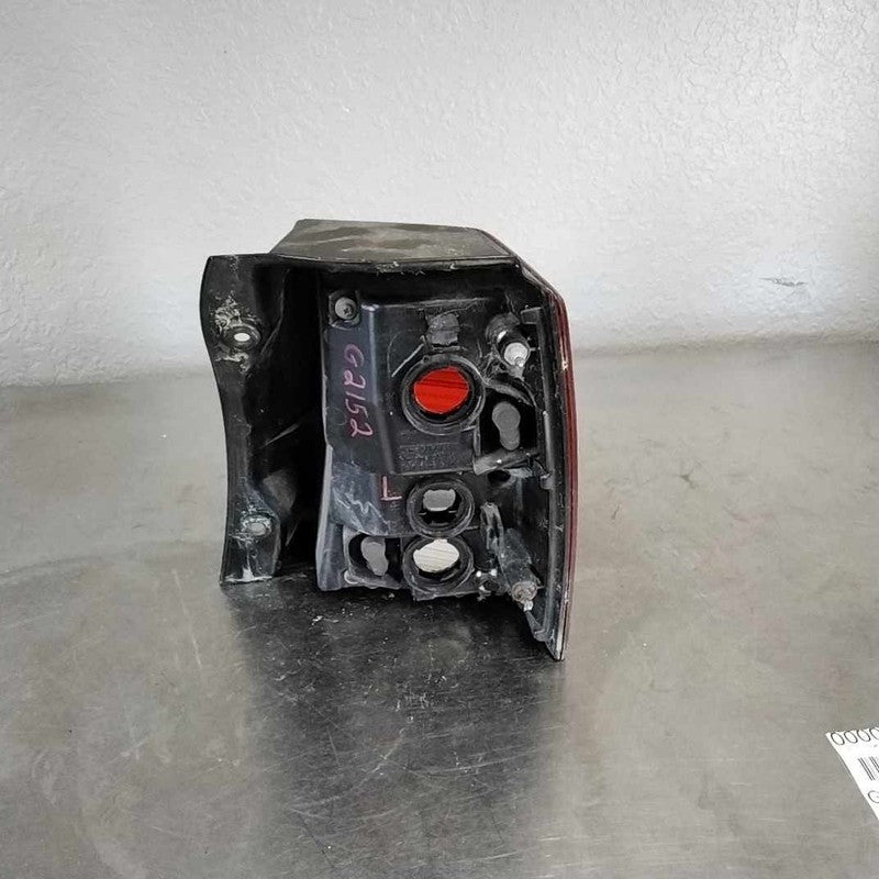 Tail Light Assembly MITSUBISHI ENDEAVOR Left 04 05
