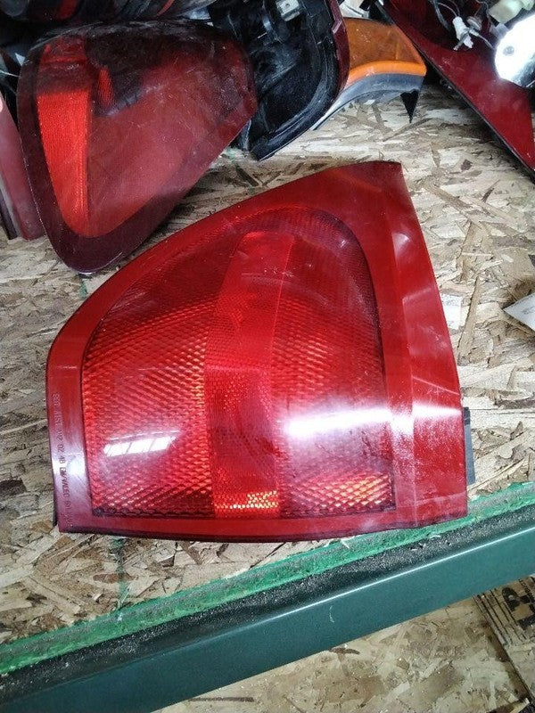 Tail Light Assembly BUICK RENDEZVOUS Left 02 03