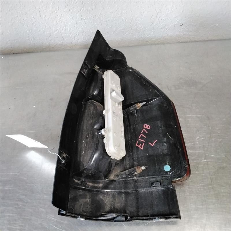 Tail Light Assembly GMC ENVOY Left 02 03 04 05 06 07 08 09