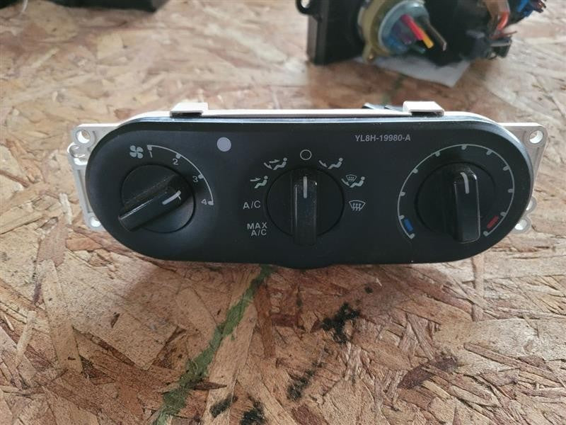 Heater A/c Control FORD ESCAPE 02 03 04 05 06 07