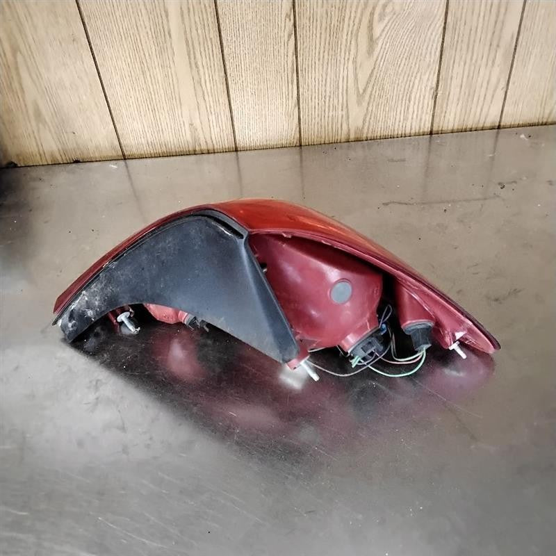 Tail Light Assembly PONTIAC G6 Left 05 06 07 08 09 10