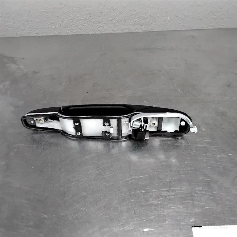 Outside Door Handle CHEVY/GMC SUBURBAN 1500 SERIES Right 07 08 09 10 1