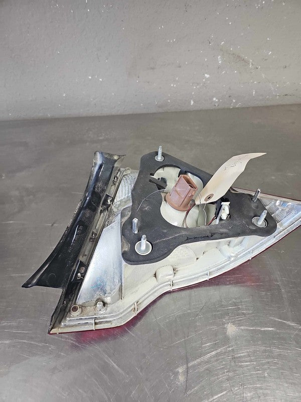 2010-2012 Ford Fusion Left Tail Light Assembly