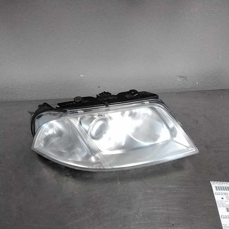 Headlamp Assembly VW PASSAT Right 01 02 03 04 05