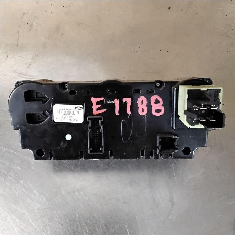 Heater A/c Control FORD ESCAPE 08