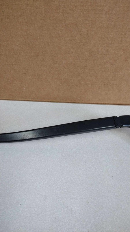 2014-2023 Jeep Cherokee Right Wiper Arm OEM# 68197137AB