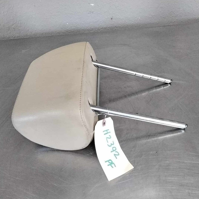 2005-2006 Jetta except GLI Front Right Headrest OEM#1K0881904T3Z6