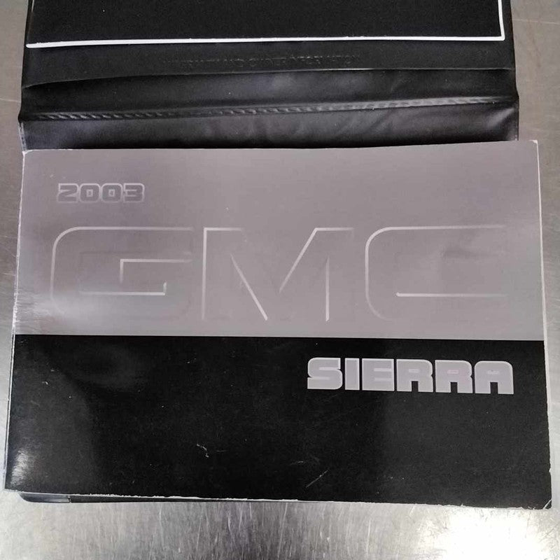 Owners Manual GMC SIERRA 1500 03