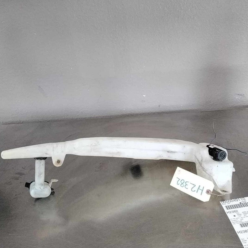 2000-2004 Ford Focus Washer Bottle OEM#3S4Z17618AB