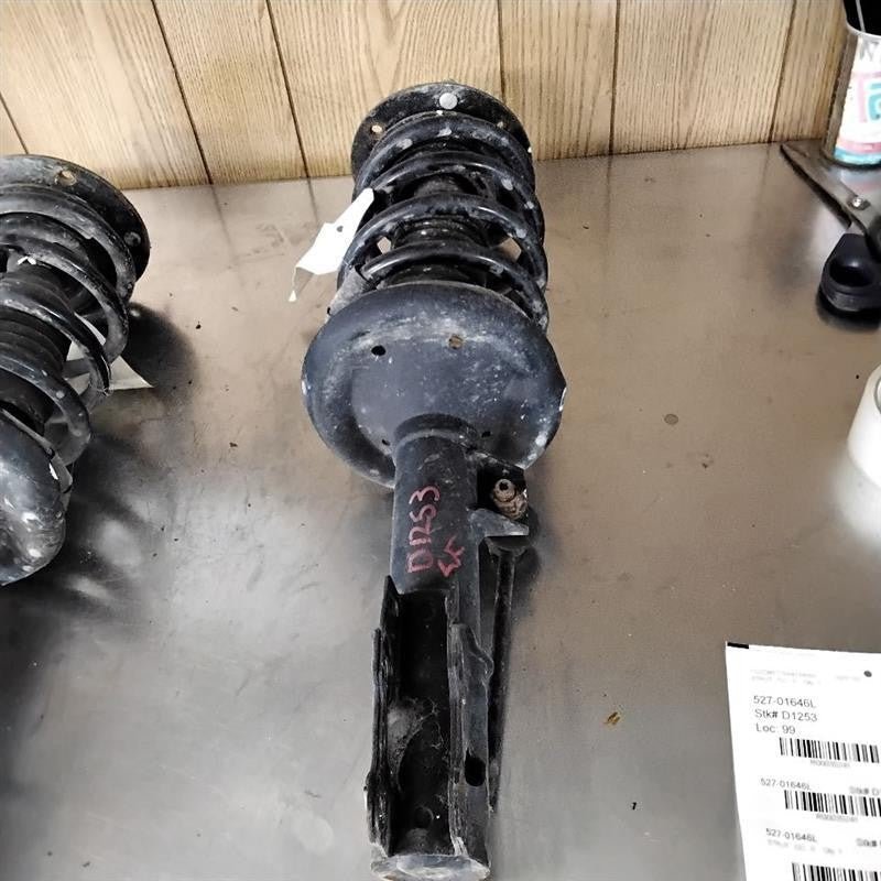 Strut Assembly PONTIAC G6 Left 05 06 07 08 09 10