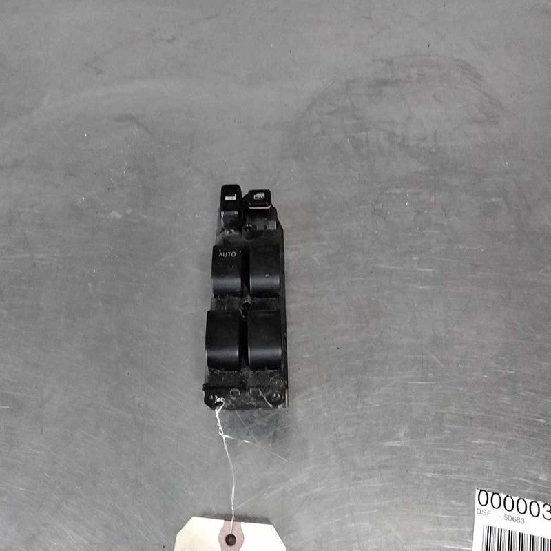 Door Switch Front TOYOTA COROLLA 03 04 05 06 07 08