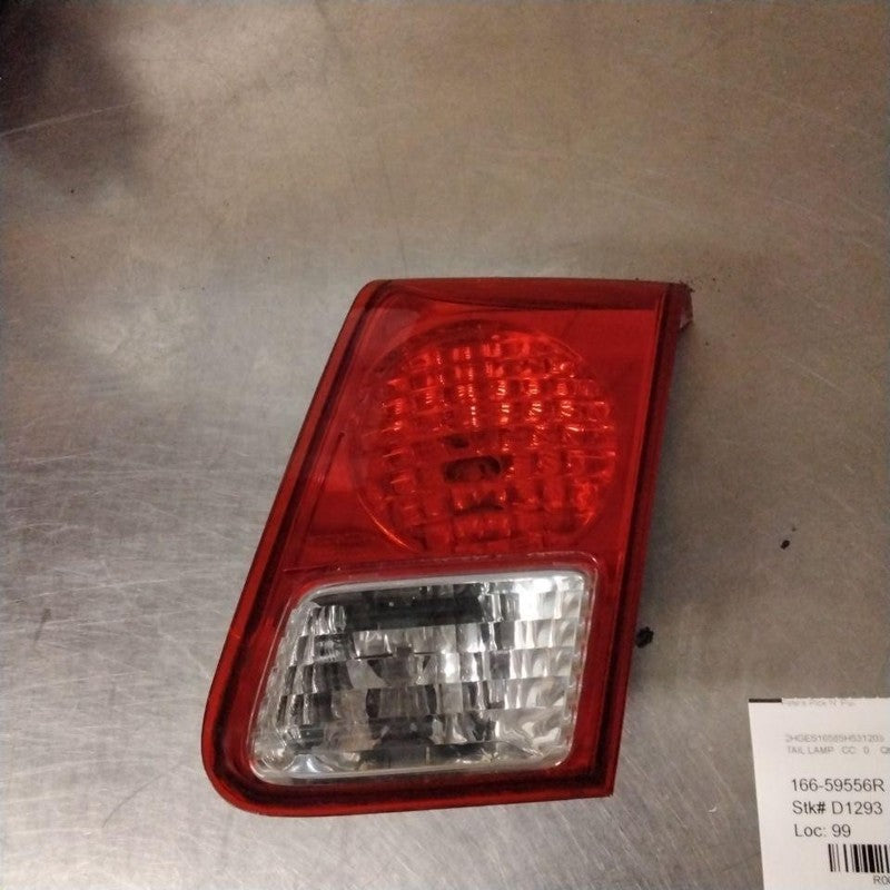Tail Light Assembly HONDA CIVIC Right 03 04 05