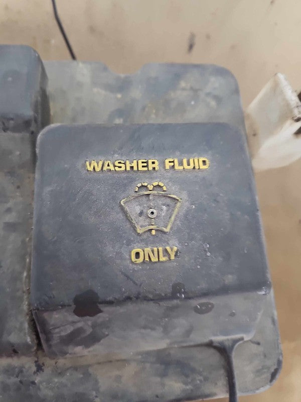 Washer Bottle FORD EXPEDITION 98 99 00 01 02