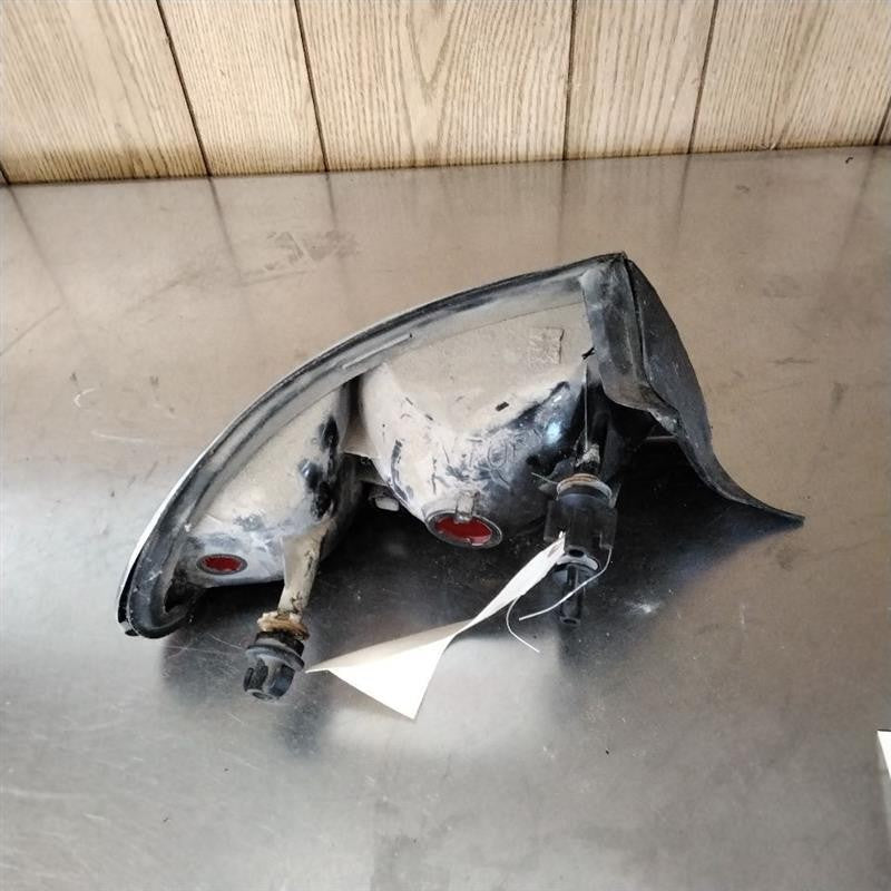 Tail Light Assembly BUICK CENTURY Right 97 98 99 00 01 02 03 04 05