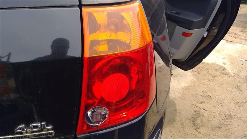 Tail Light Assembly CHRYSLER PACIFICA Right 04 05 06 07 08