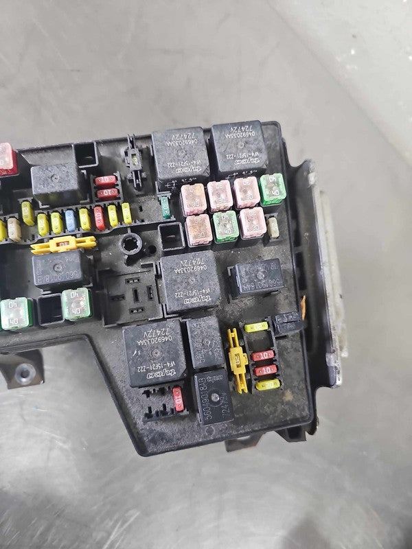 2005-2007 Dodge Dakota Engine Fuse Box OEM#56049575AF
