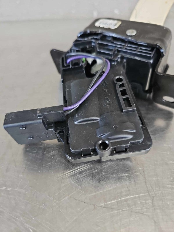 Lid Latch CHEVY TAHOE 24