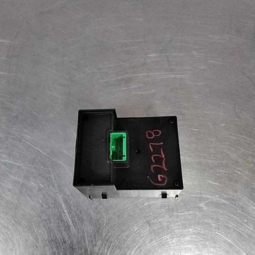 2003-2006 Headlight Switch (dash Mtd) Chevy Avalanche
