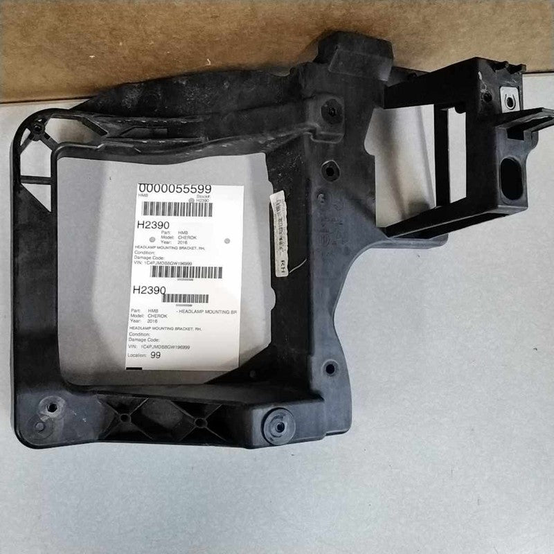 2016 Jeep Cherokee right Headlamp Mounting Bracket OEM #T510010AE