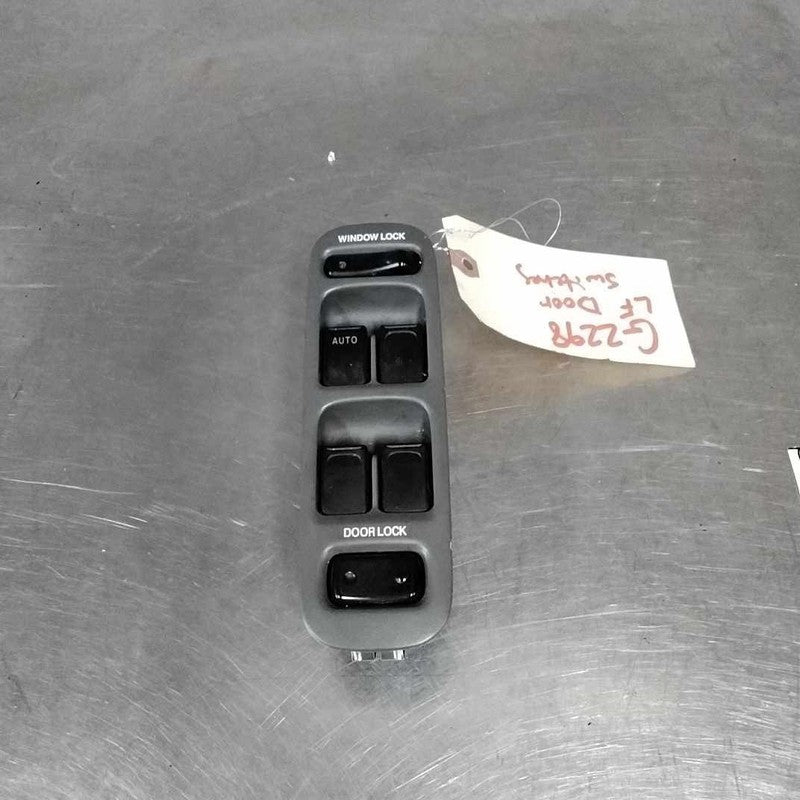 Door Switch Front CHEVY GEO TRACKER 99 00 01 02 03 04