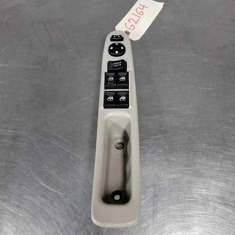 Door Switch Front CHEVY IMPALA 00 01 02 03 04 05