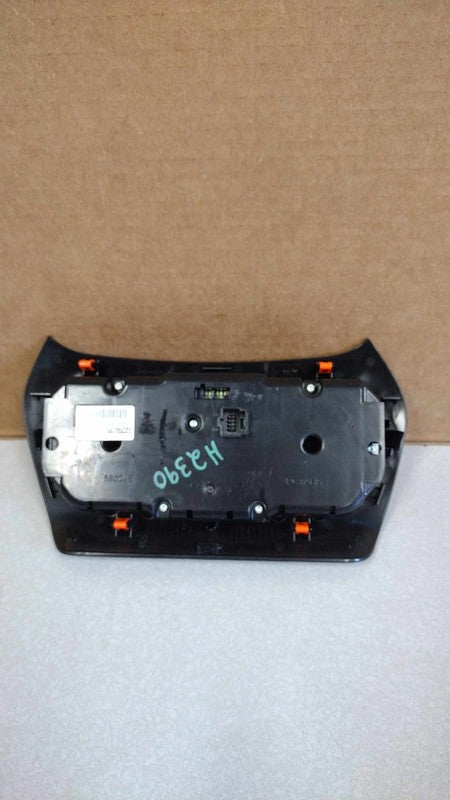 2015-2018 Jeep Cherokee Heater A/C Control OEM# 68293525AA
