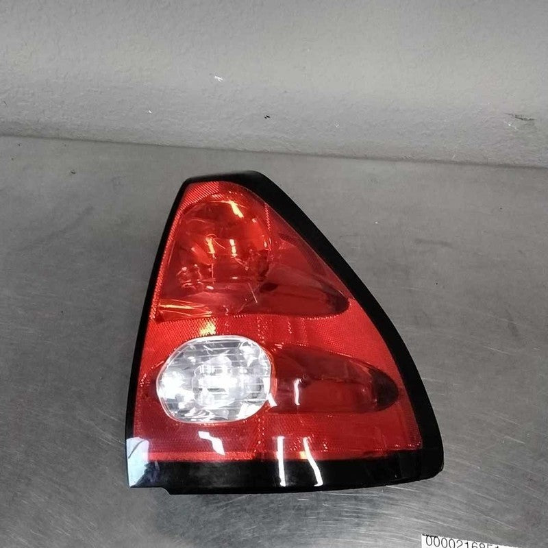 Tail Light Assembly PONTIAC AZTEK Right 01 02 03 04 05