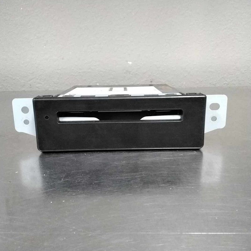 Audio & Visual Equip.(radio) GMC SIERRA 1500 15 16 17 18 19