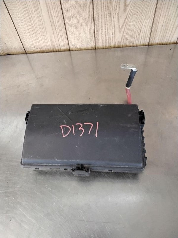 2011-2014 Chevrolet Cruze Engine Fuse Box OEM#95442176