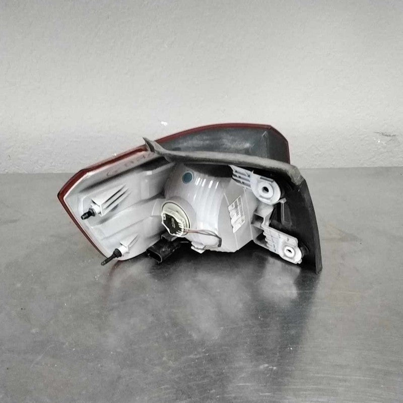 Tail Light Assembly GMC TERRAIN Right 10 11 12 13 14 15 16 17