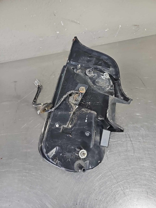 2015-2020 Ford Mustand Left Tail Light Assembly OEM# FR3Z13405G