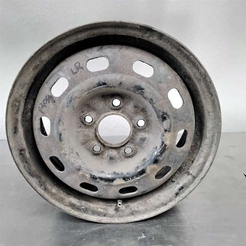 2002-2005 Wheel KIA Sedona #560-74559