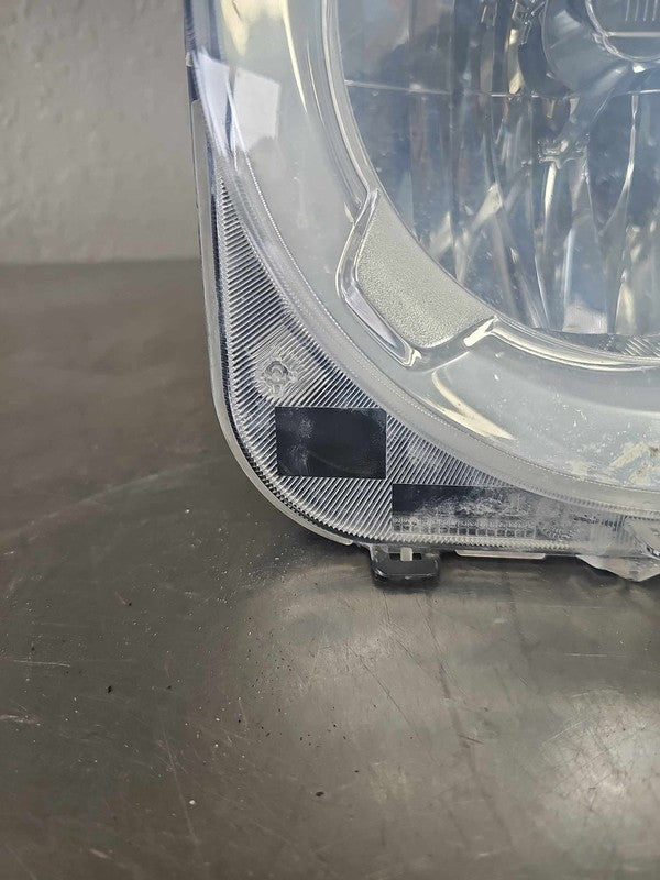 2015-2018 Jeep Renegade Right Headlamp Assembly OEM# 68256567AA #114-2
