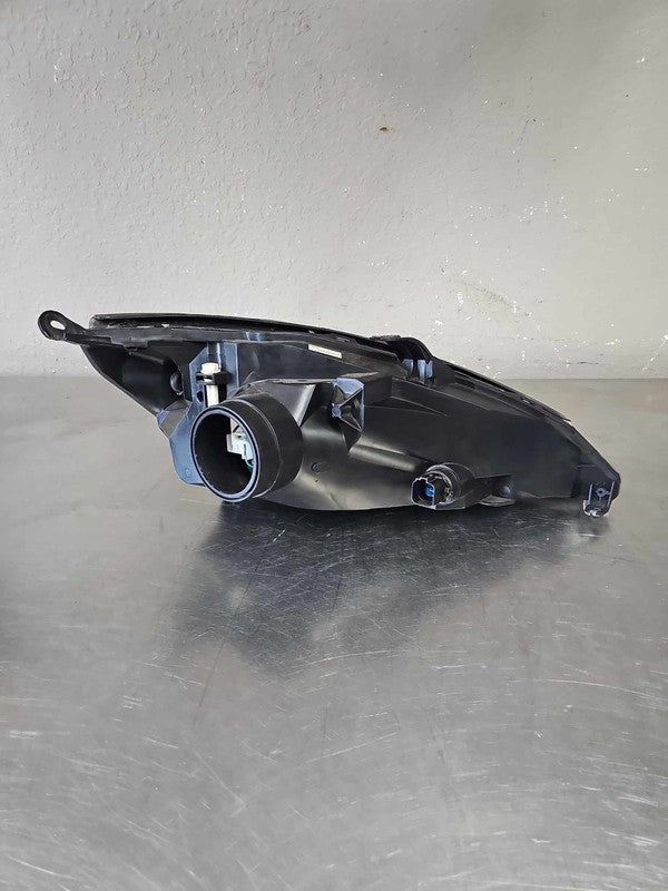 2000-2004 Ford Focus Left Headlamp Assembly #114-600B