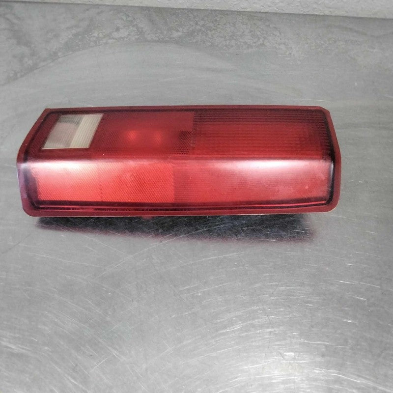 1985-2005 GMC Safari Right Tail Light Assembly