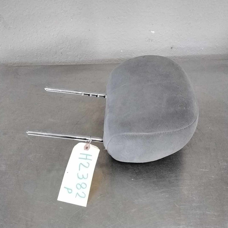 2000-2004 Headrest Ford Focus right side Graphite OEM# YS4Z54611A08AAD