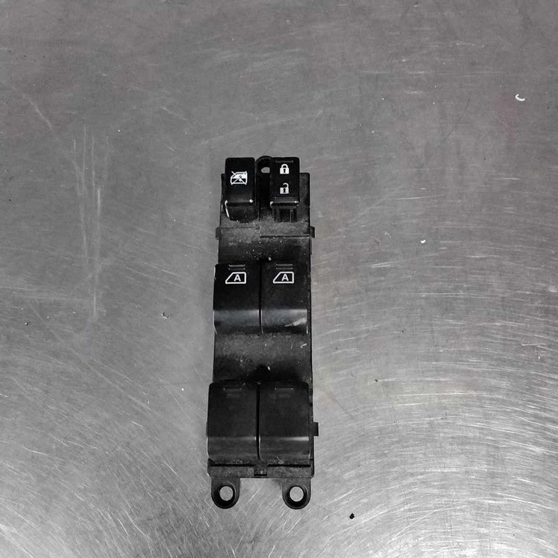 Door Switch Front NISSAN MURANO 07