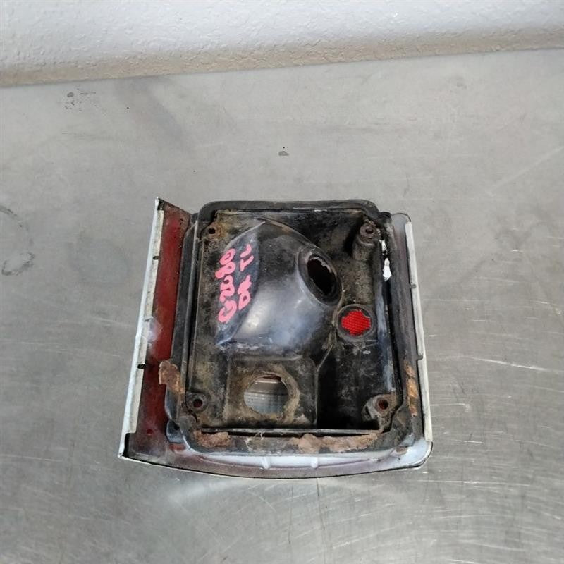 Tail Light Assembly SUBURBAN 1500 Left 1973 - 1991