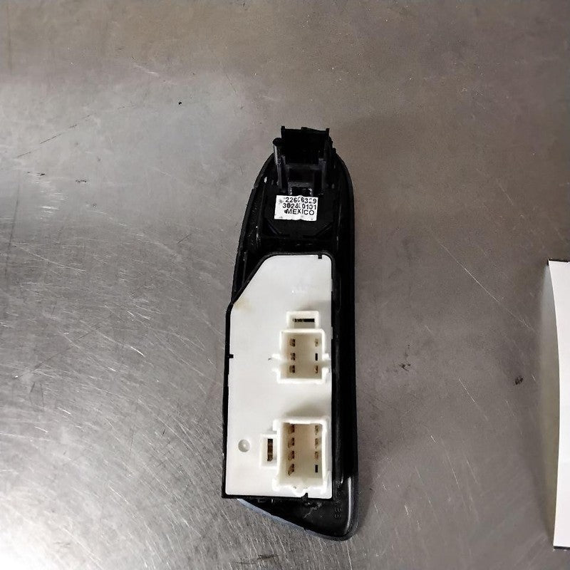 Door Switch Front CHEVY MALIBU 00 01 02 03 04 05